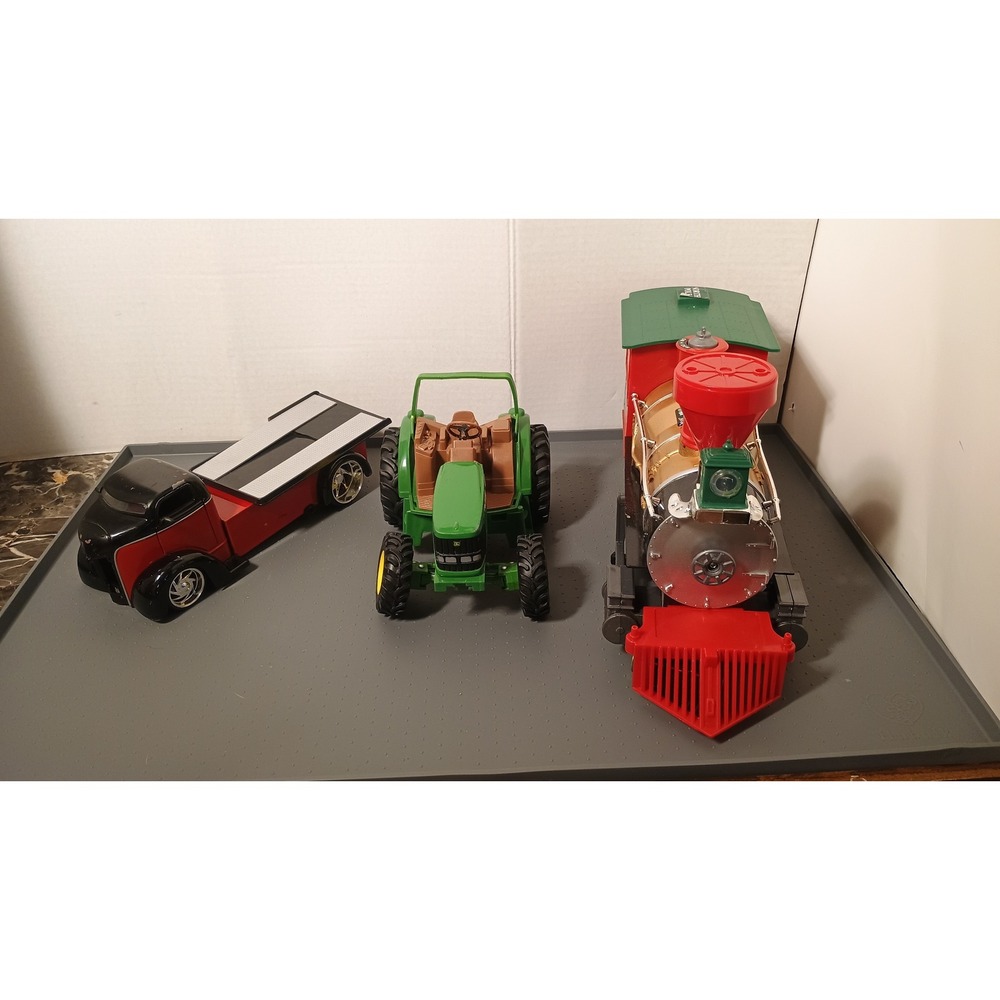 John Deere New Bright Toy Vehicle Lot Kids Train Truck Tractor... display/parts